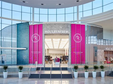 holt renfrew mississauga square one.